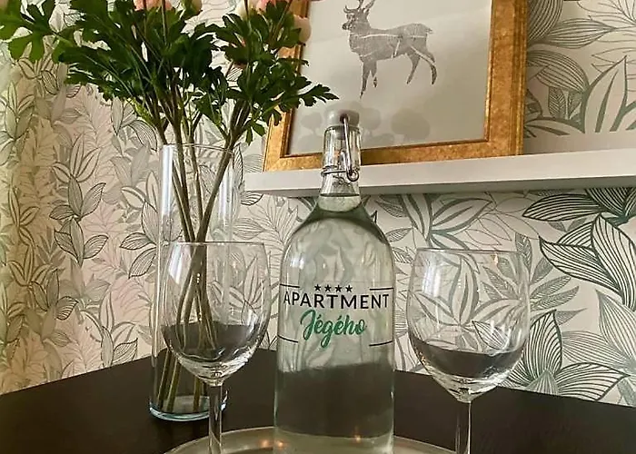 Jegeho & Free Parking